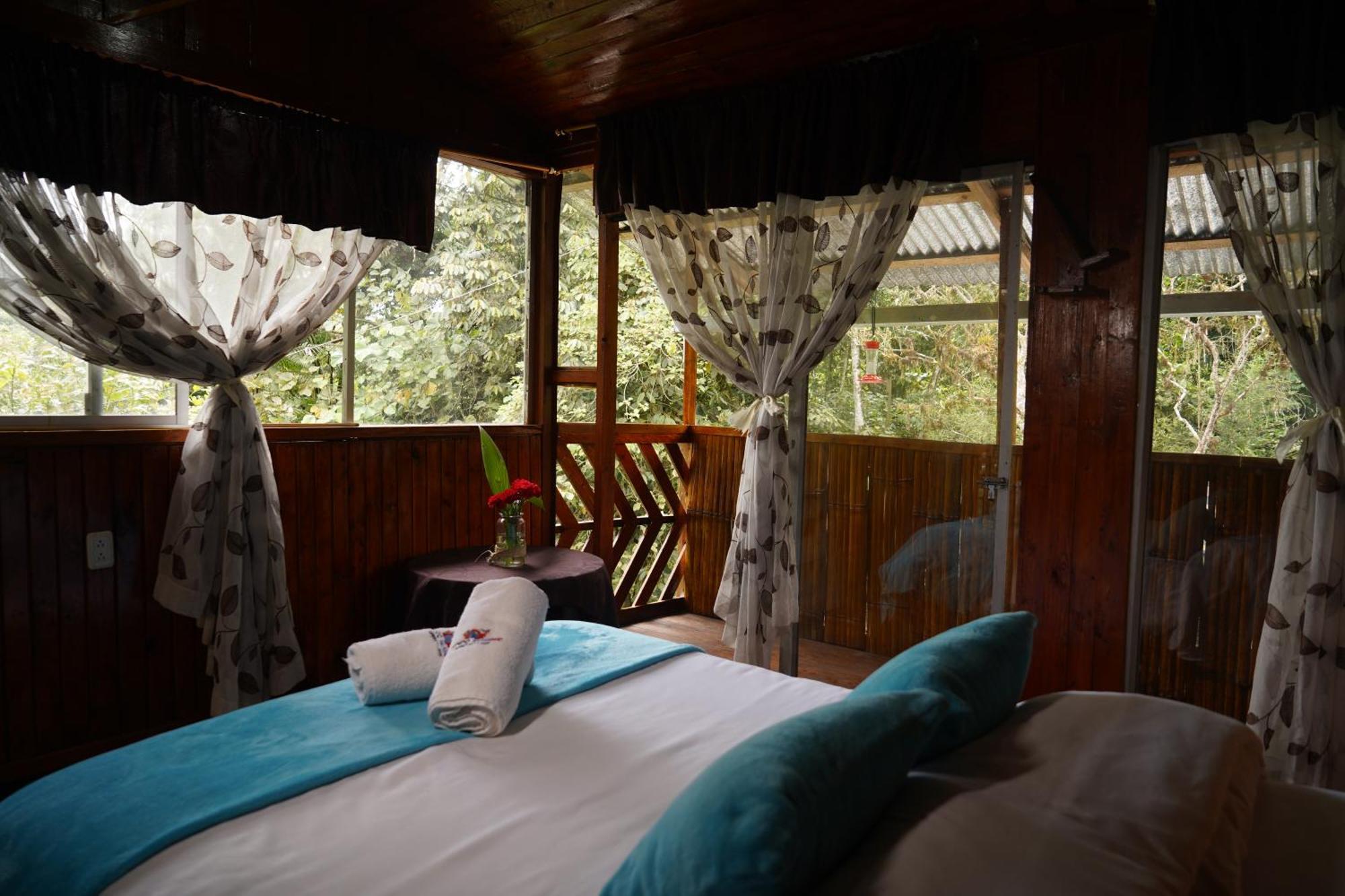 Mindo Glambird Glamping & Lodge Экстерьер фото
