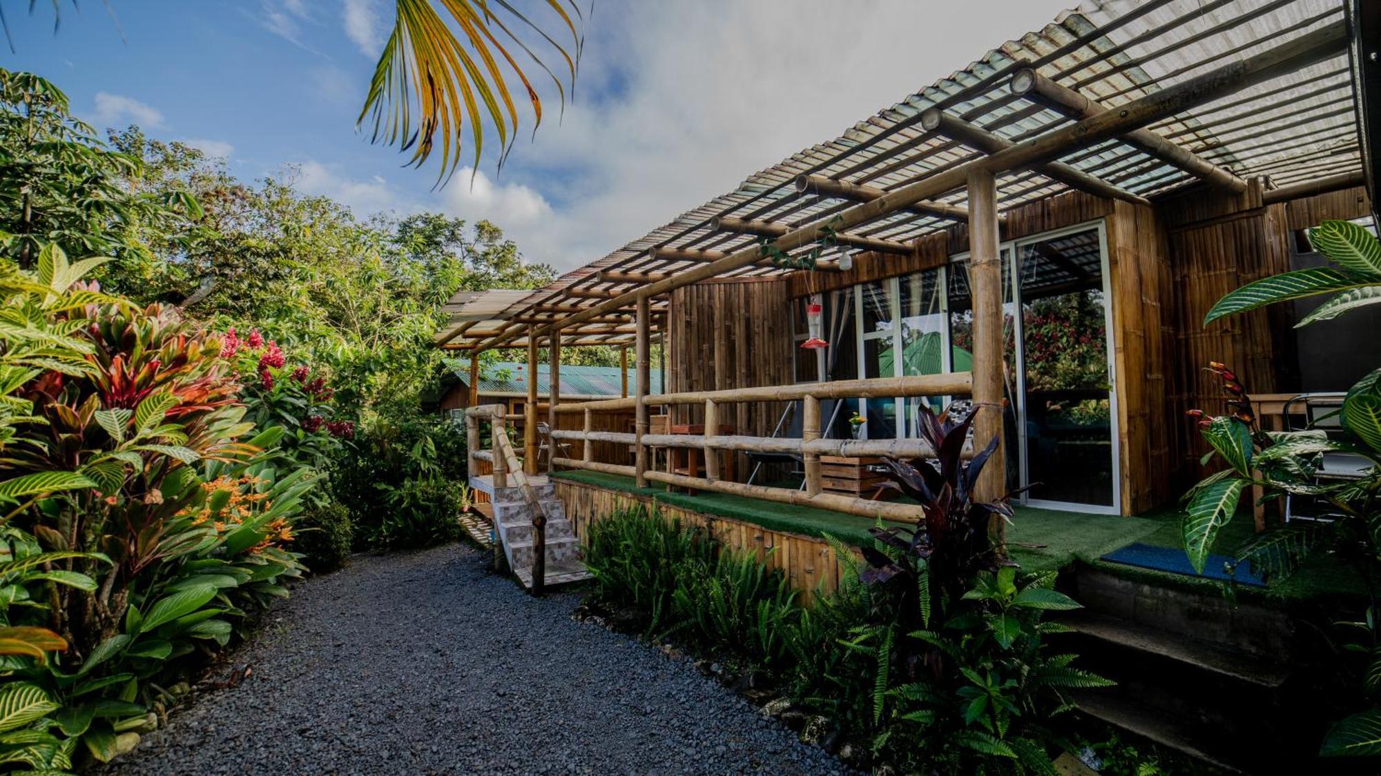 Mindo Glambird Glamping & Lodge Экстерьер фото