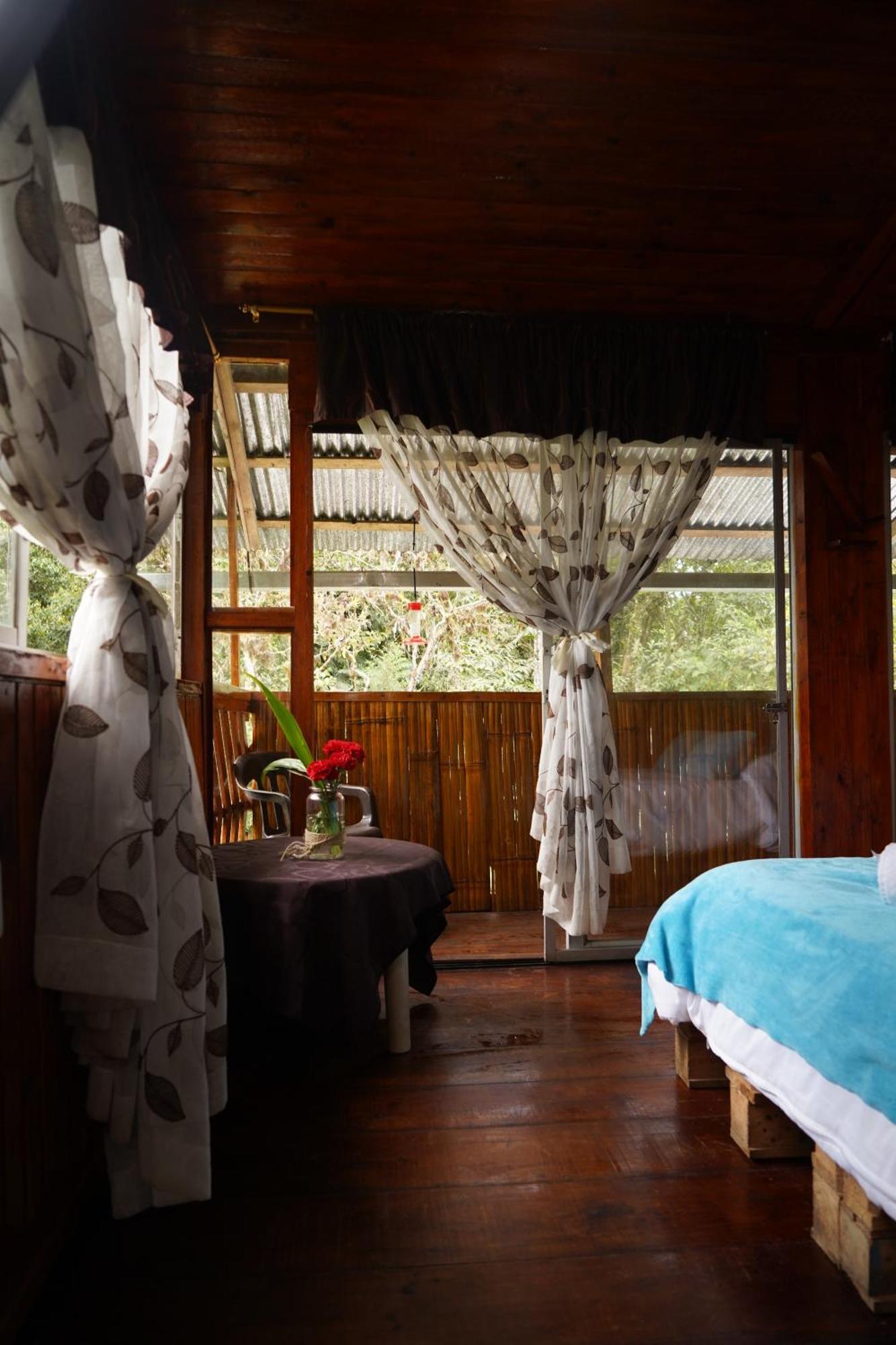 Mindo Glambird Glamping & Lodge Экстерьер фото